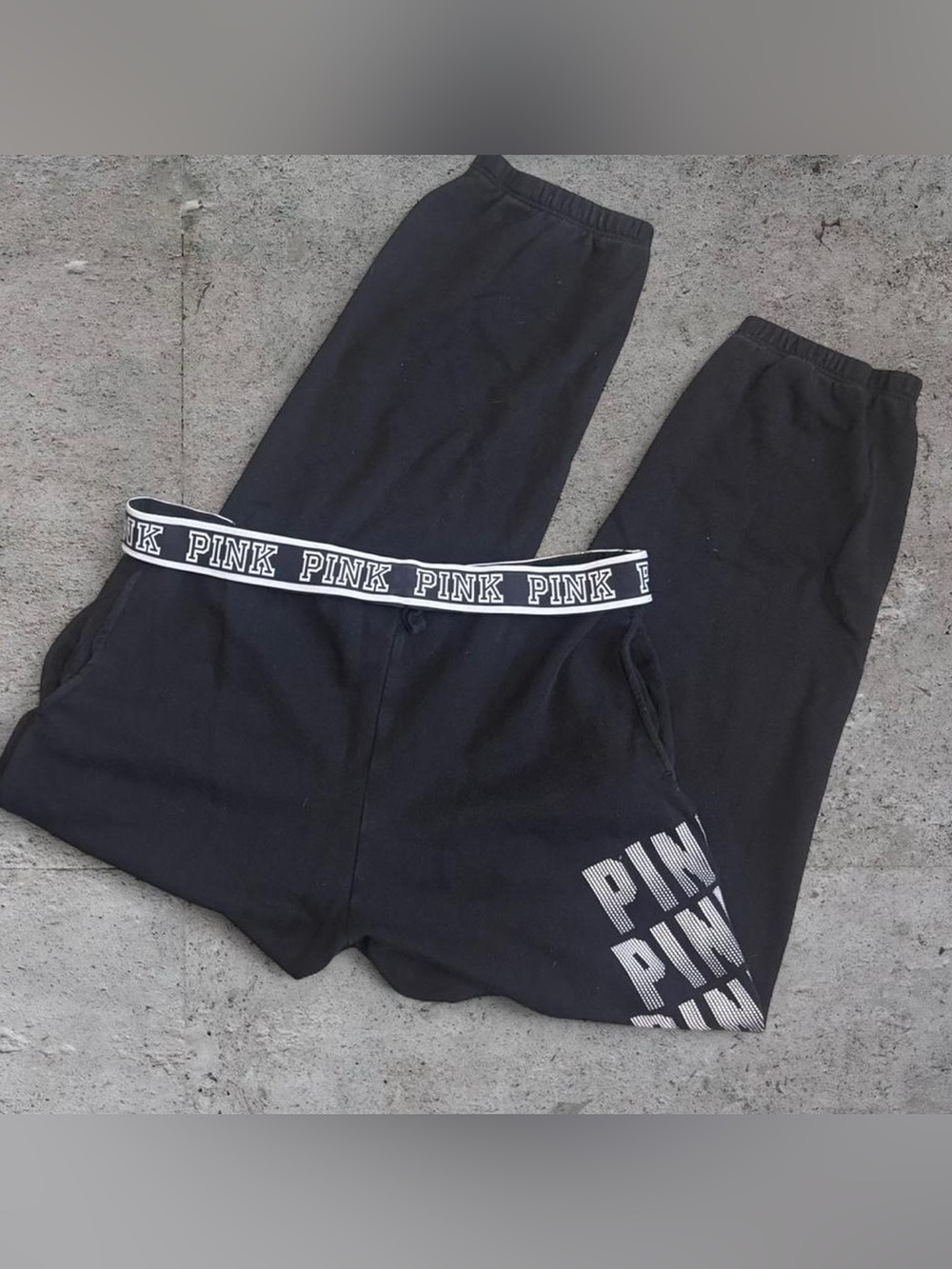 PINK Victoria’s Secret Vintage Y2K Black Logo Waistband Sweatpants - Picture 2 of 7
